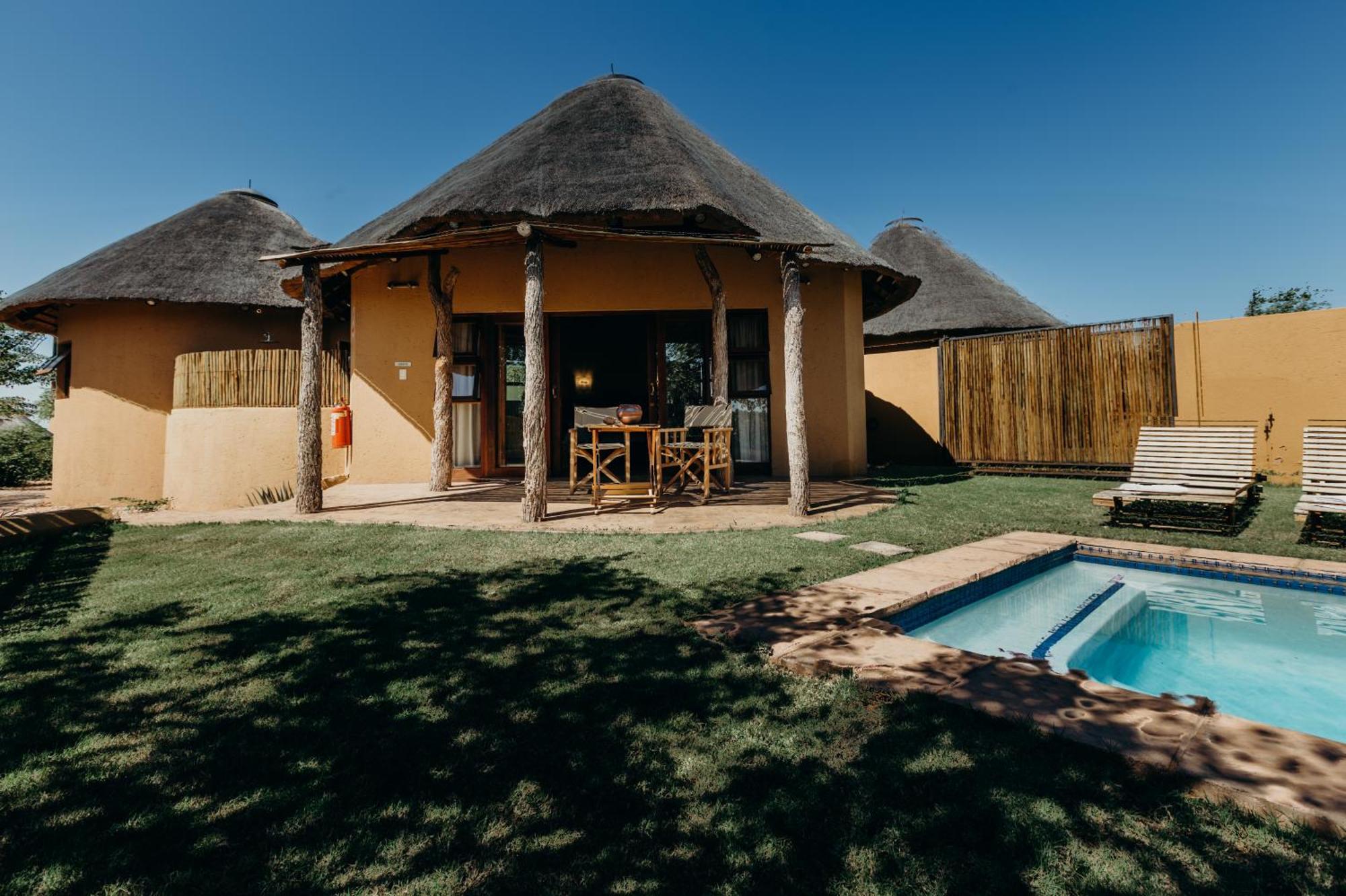 Mopane Bush Lodge Linton Exterior photo