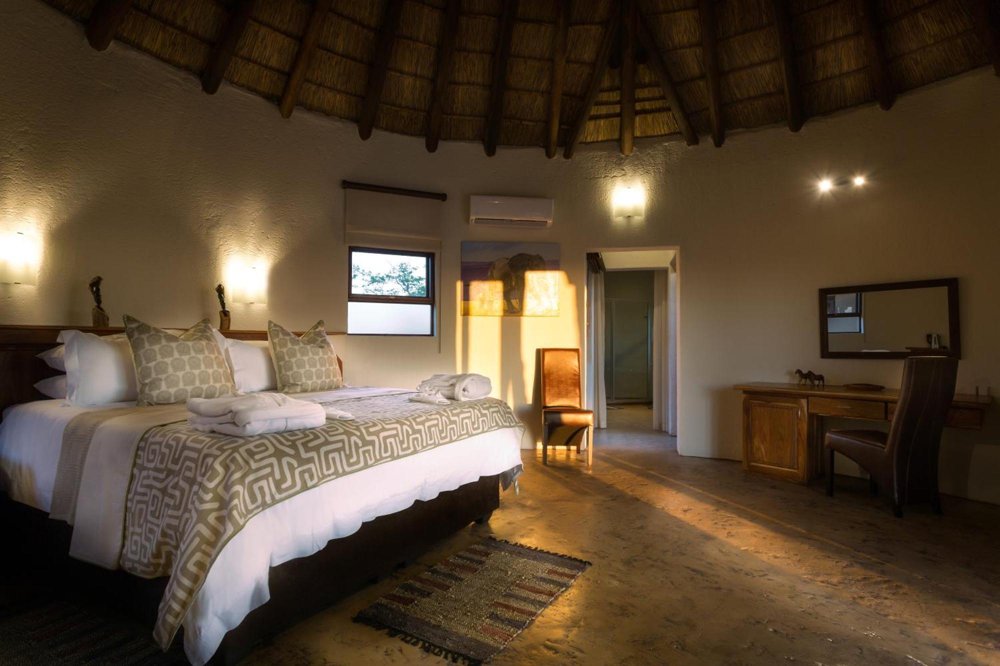 Mopane Bush Lodge Linton Exterior photo