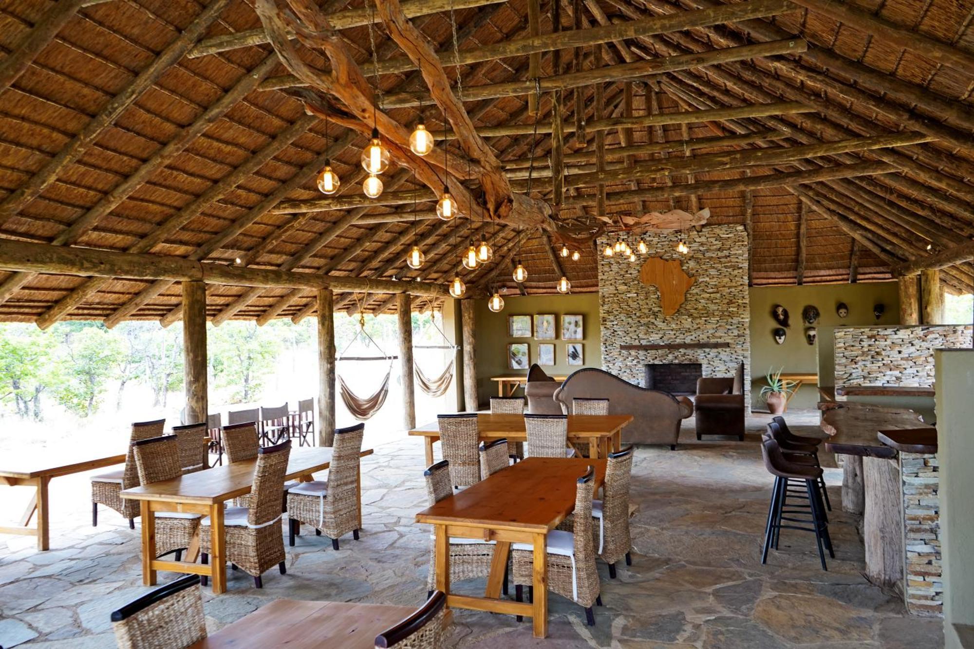 Mopane Bush Lodge Linton Exterior photo