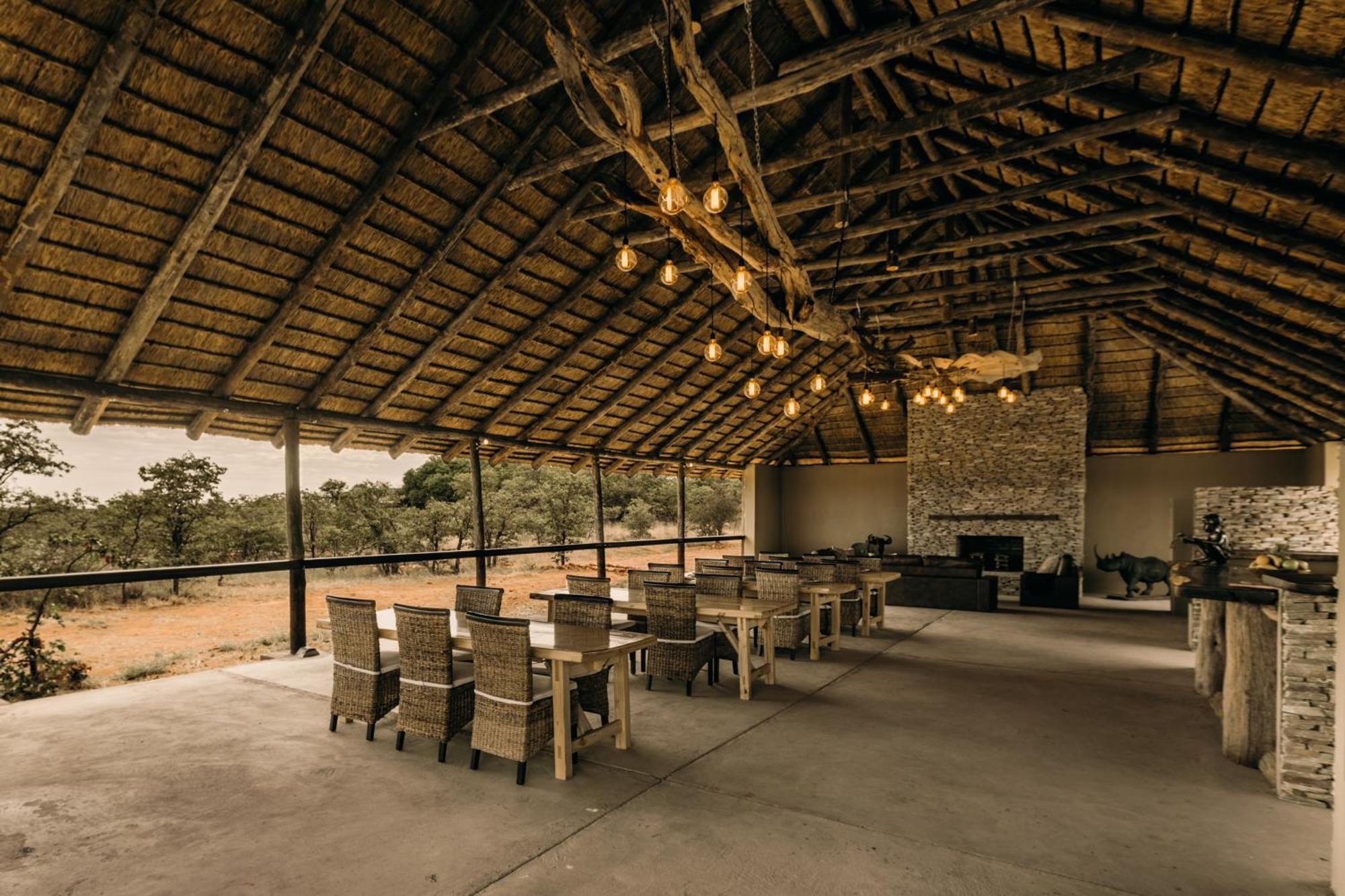 Mopane Bush Lodge Linton Exterior photo