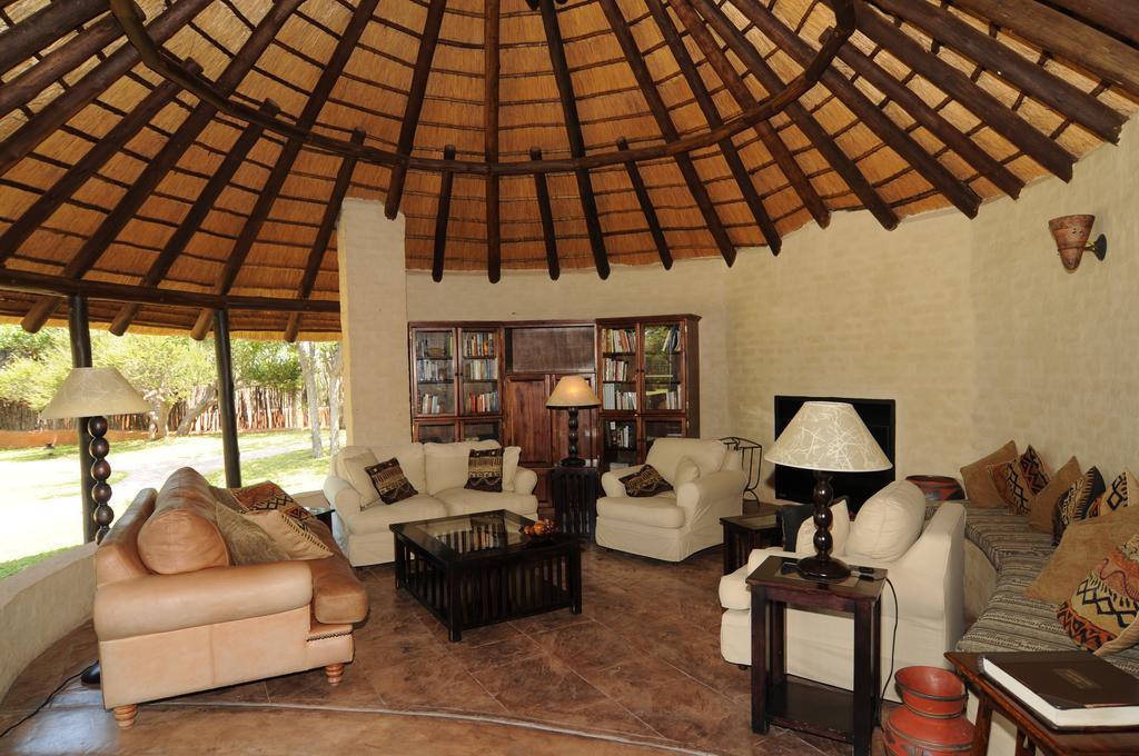 Mopane Bush Lodge Linton Exterior photo